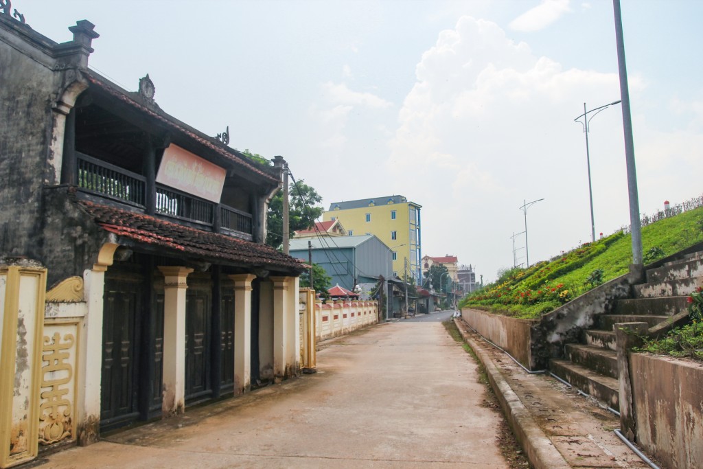 Báo chí “mở đường”, nông thôn đổi thay Báo chí “mở đường”, nông thôn đổi thay