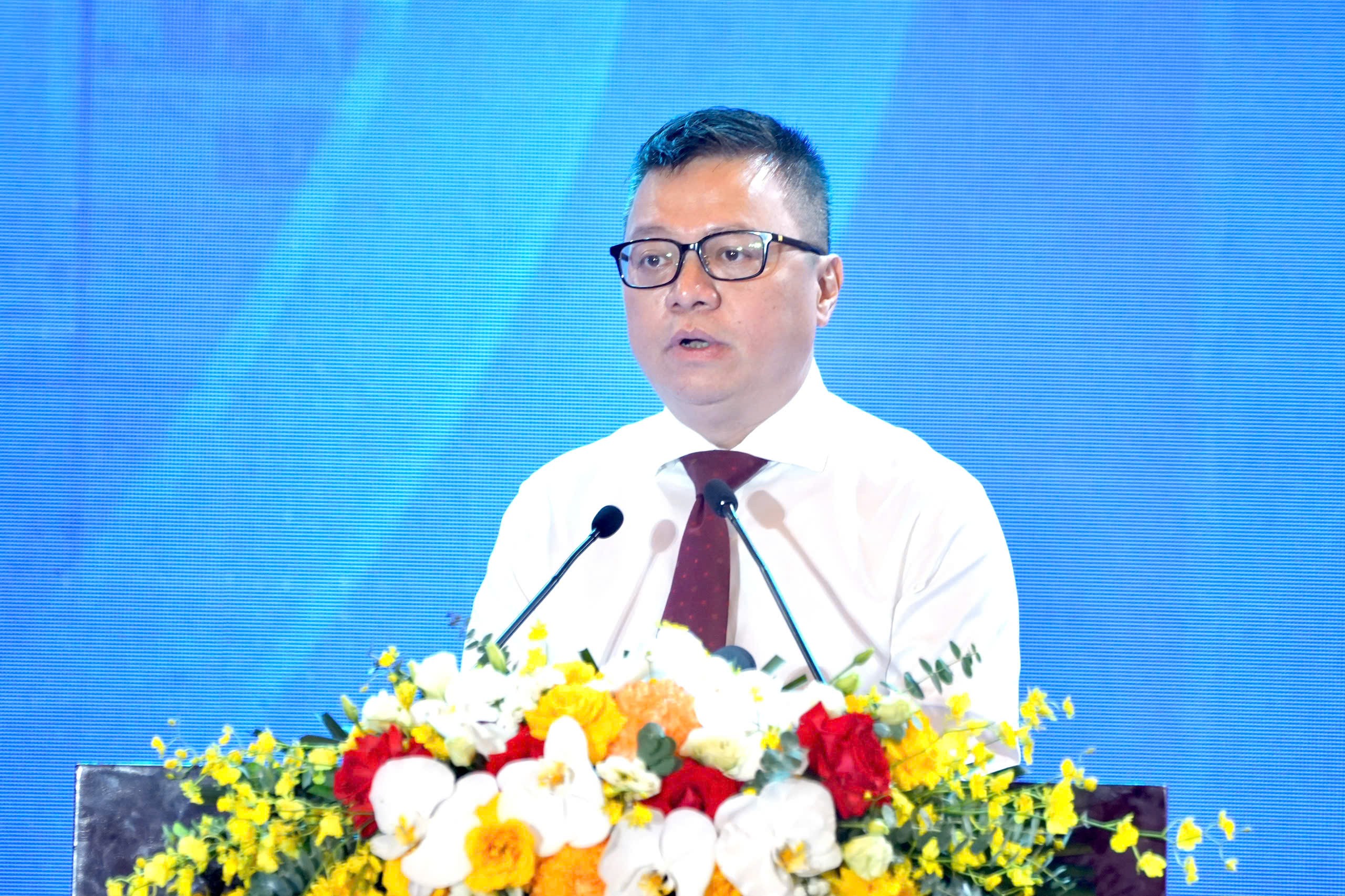 đồng chí Lê Quốc Minh, Ủy viên Trung ương Đảng, Tổng Biên tập Báo Nhân Dân, Phó Trưởng Ban Tuyên giáo và Dân vận Trung ương, Chủ tịch Hội Nhà báo Việt Nam