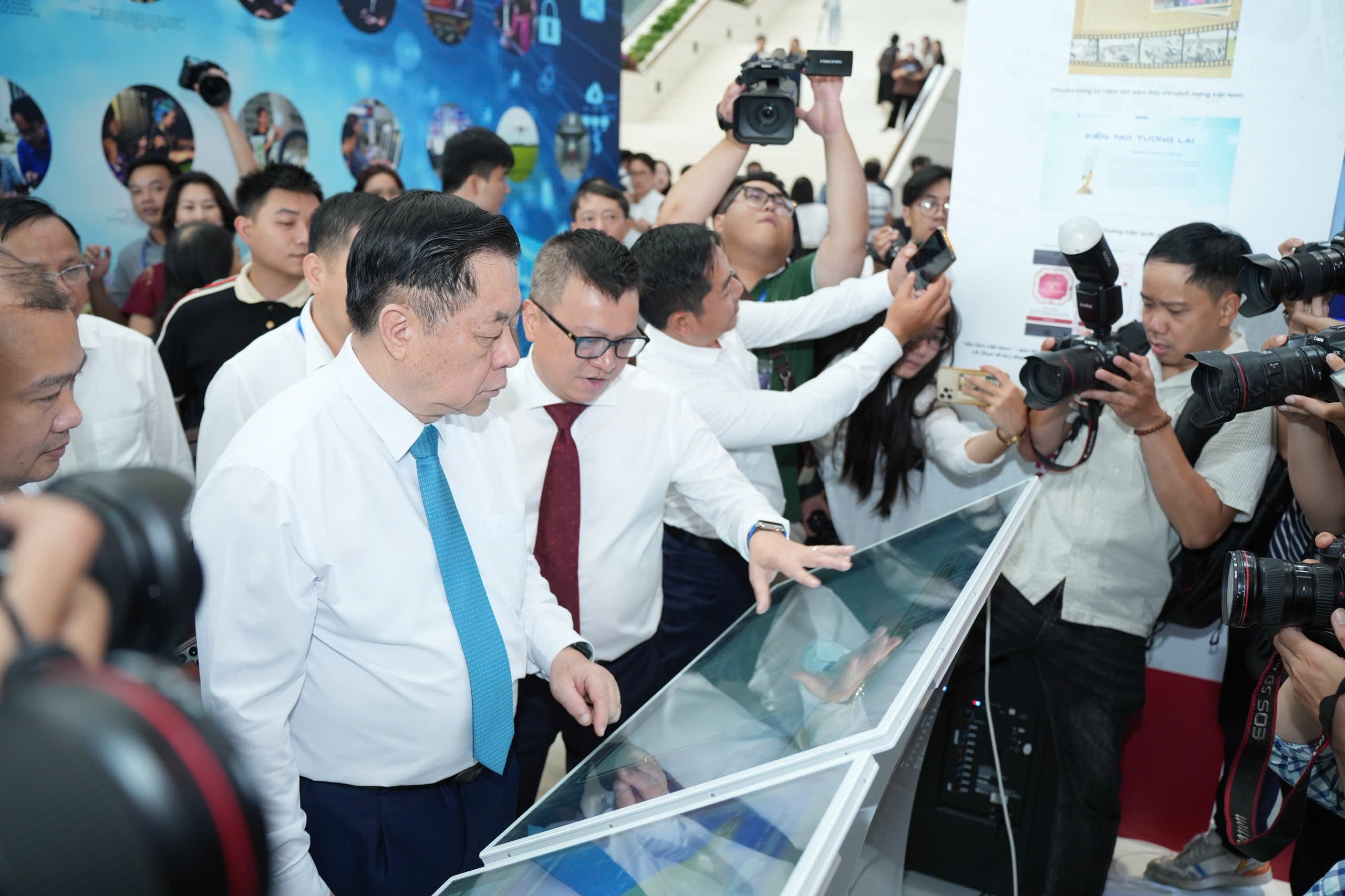 Phát huy sứ mệnh cao cả của báo chí trong kỷ nguyên mới