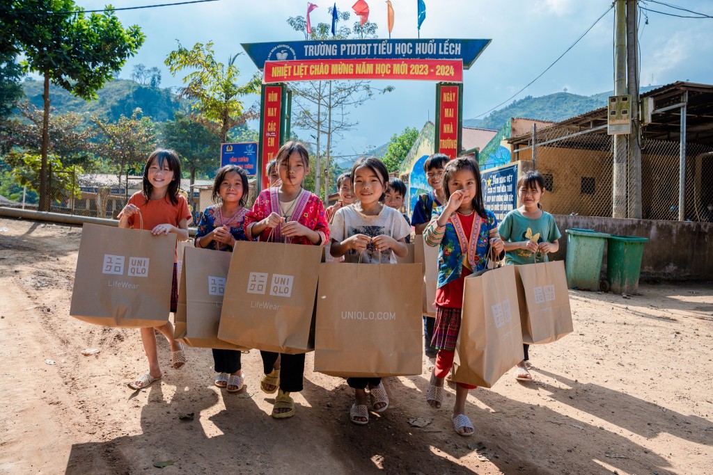 UNIQLO Việt Nam cập nhật kết quả phát triển bền vững tính đến hết năm tài chính 2024