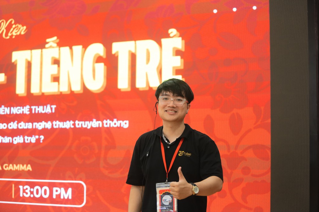 bạn Trần Ngọc Đức - Trưởng nhóm Tuồng Tân Tích