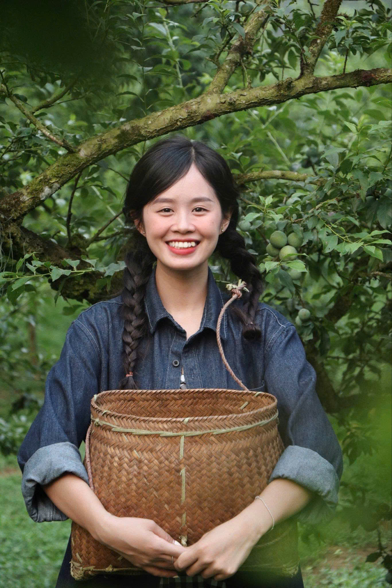 Phóng viên trẻ Phùng Thị Thùy Linh 