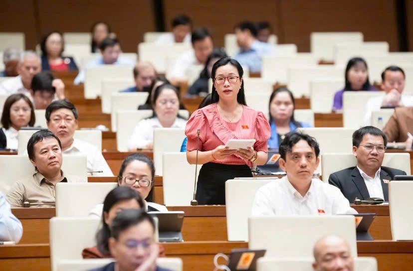 Tiếp tục tranh luận về dạy thêm, học thêm