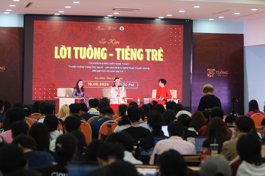 Sinh viên Hà Nội “chạm” vào di sản bằng góc nhìn hiện đại