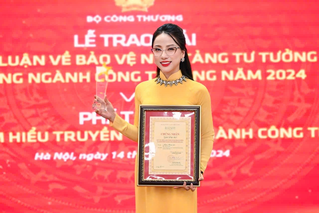 Là nhà báo trẻ nhưng chị Hoàng Nguyên Thảo đã có cơ hội tham gia viết nhiều tuyến bài chính luận