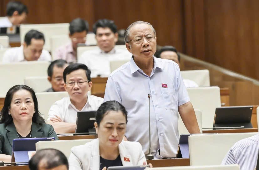 Tiếp tục tranh luận về dạy thêm, học thêm