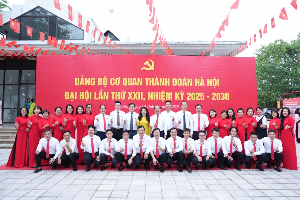 Phát huy truyền thống đoàn kết, chủ động sáng tạo
