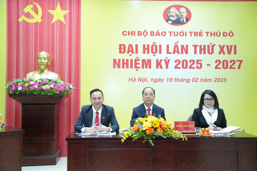 Phát huy truyền thống đoàn kết, chủ động sáng tạo