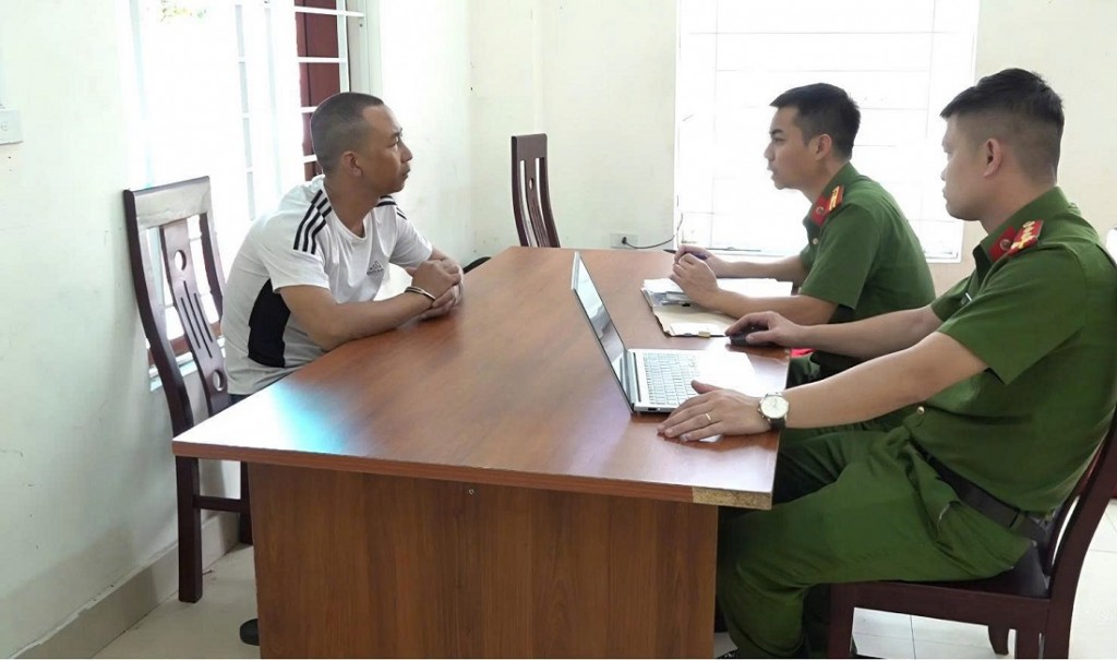 Đối tượng Vũ Anh Tuấn tại cơ quan Công an