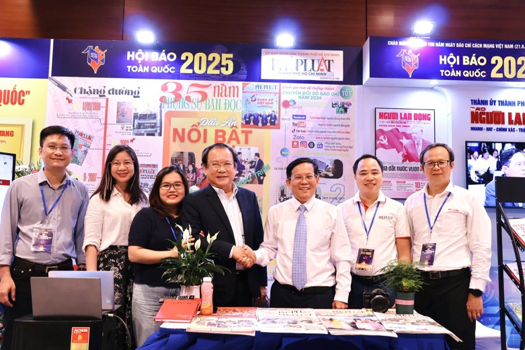 Người chọn nghề, nghề chọn người và hành trình dấn thân của nhà báo Tô Đình Tuân