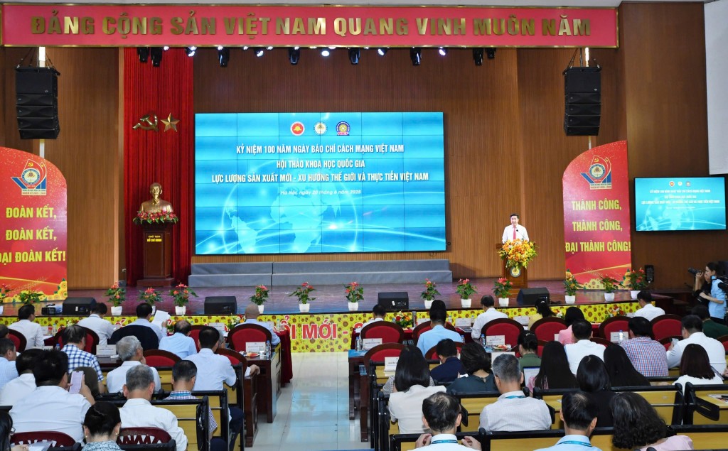 Quang cảnh hội thảo