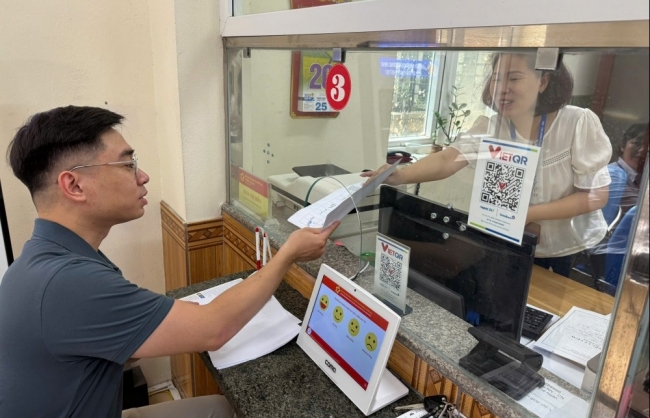 Người dân hài lòng khi Hoàng Mai vận hành thử nghiệm chính quyền mới