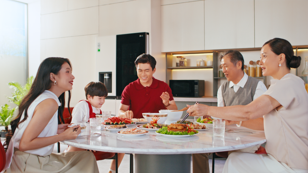LG ra mắt brand film “Thấu cảm chạm thương yêu” kỷ niệm 30 năm đồng hành cùng người Việt
