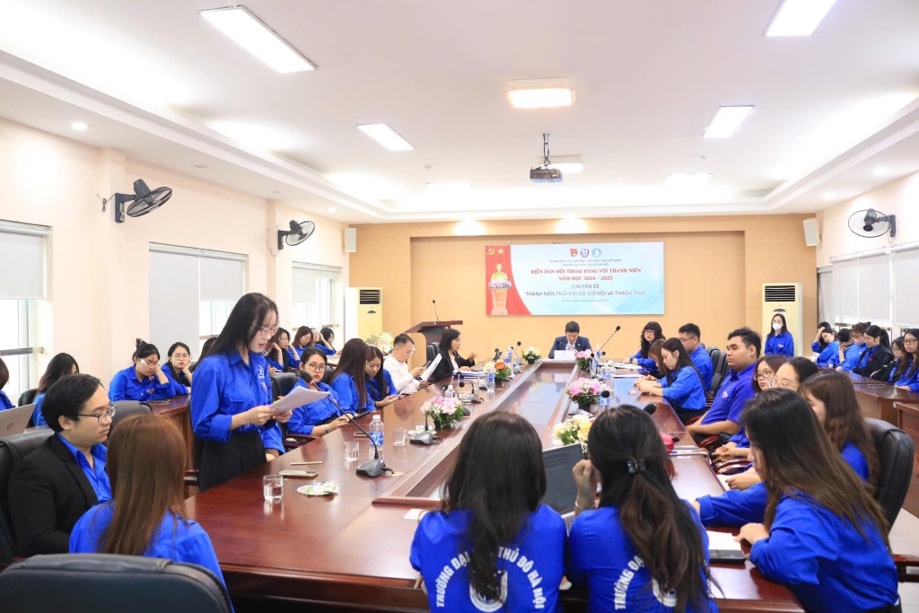 Hệ thống hoạt động Đoàn – Hội được tổ chức chặt chẽ, khoa học, góp phần bổ sung những mảnh ghép kỹ năng mềm cho sinh viên