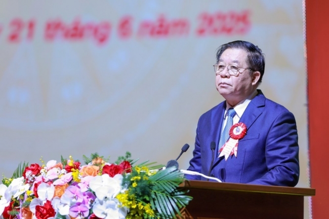 Hành trình bền bỉ, kiên trung, phụng sự sự nghiệp cách mạng cao cả