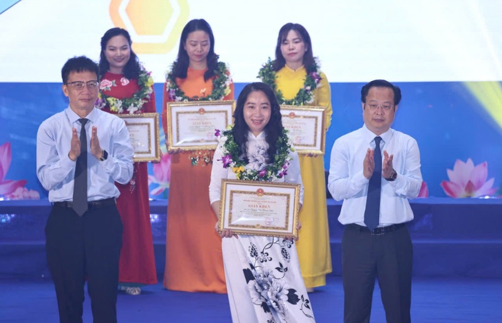 Tâm huyết nhà giáo - động lực chuyển mình của giáo dục Thủ đô