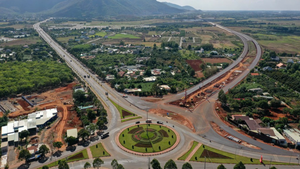 Hạ tầng dẫn lối, du lịch Bà Rịa - Vũng Tàu “lên ngôi”