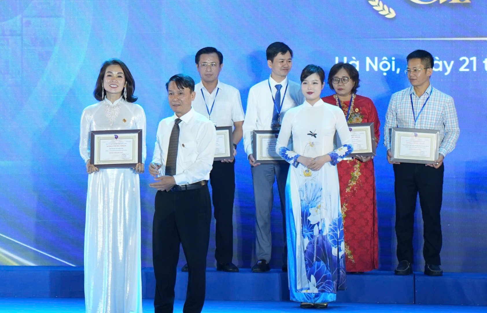 Hội Nhà báo TP Hà Nội giành giải C gian trưng bày ấn tượng