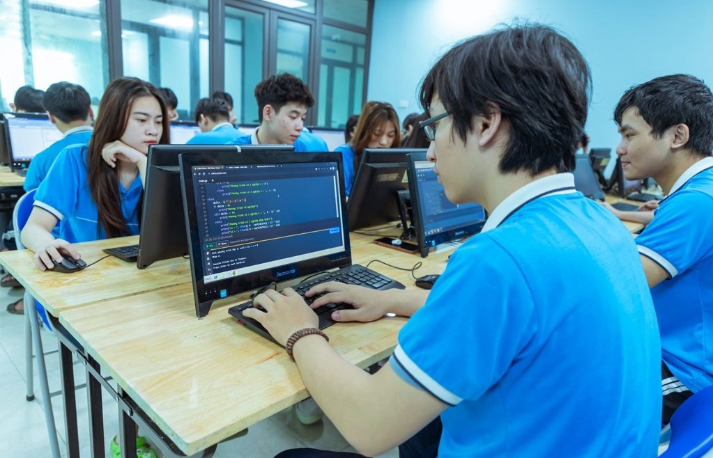 Đột phá phát triển khoa học công nghệ trong giáo dục đại học