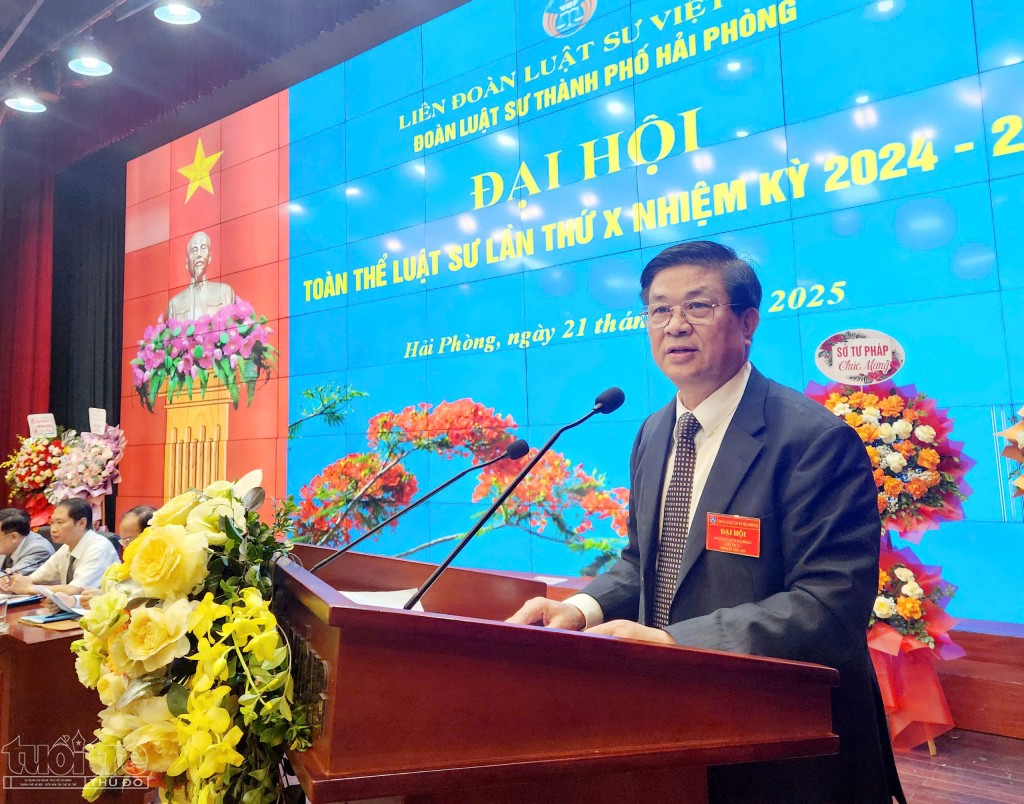 Luật sư Đỗ Ngọc Thịnh - Chủ tích Liên đoàn Luật sư Việt Nam phát biểu tại Đại hội