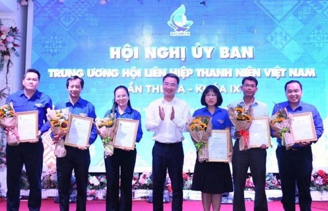 Hơn 1.3 triệu lượt thanh niên tham gia "Bình dân học vụ số"