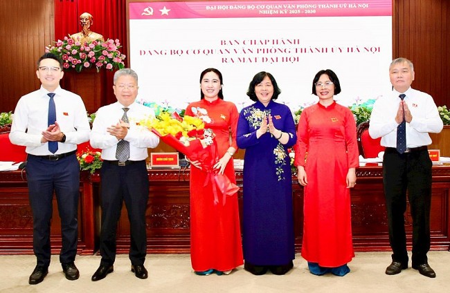 Trung tâm thông tin phục vụ công tác điều hành của Thành uỷ