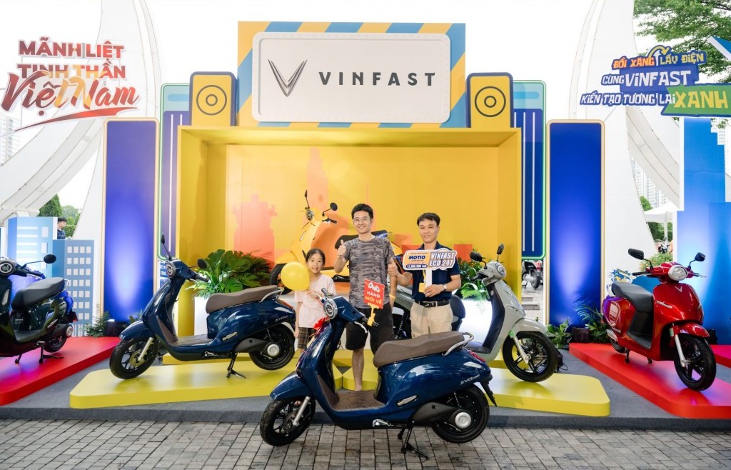 Nhiều người dân Thủ đô sẵn sàng “đổi xăng lấy điện” cùng VinFast