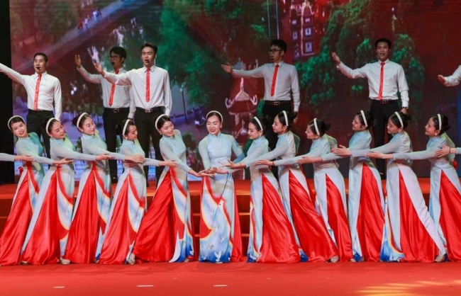 Vinh quang Việt Nam năm 2025: Tự hào và Khát vọng