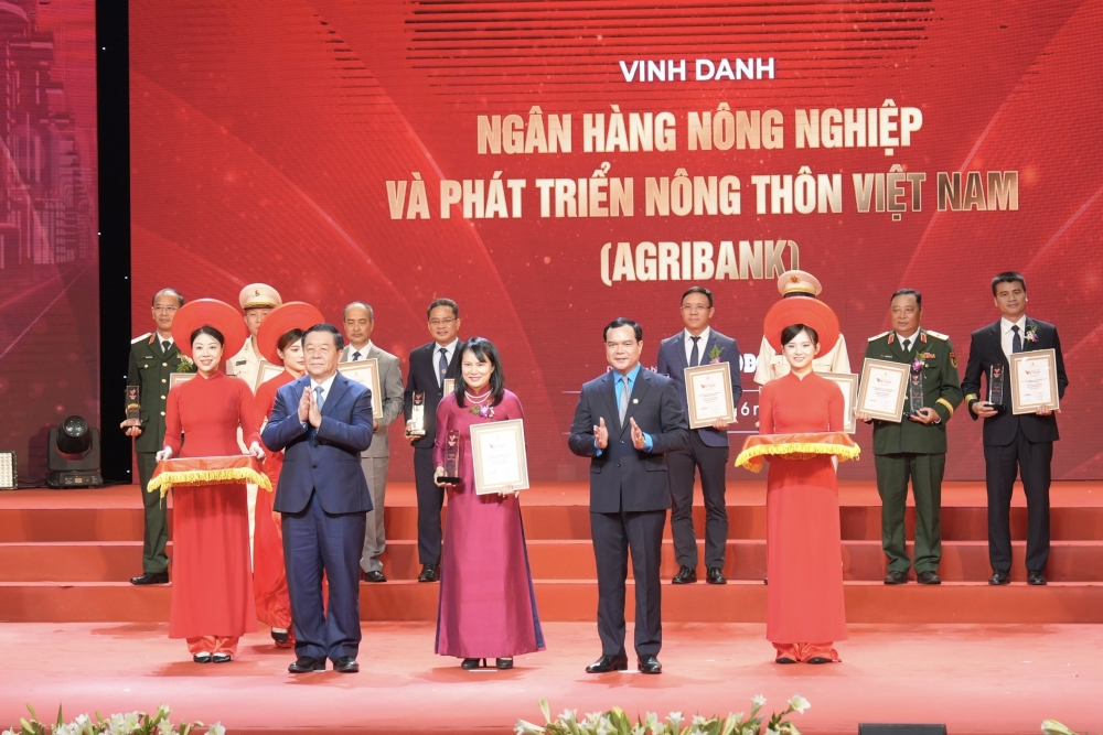 Vinh quang Việt Nam 2025: Thắp sáng khát vọng quốc gia
