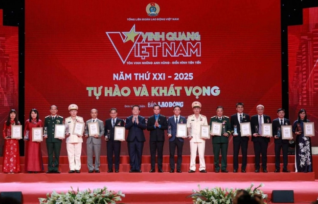 Vinh quang Việt Nam tôn vinh và truyền cảm hứng quốc gia