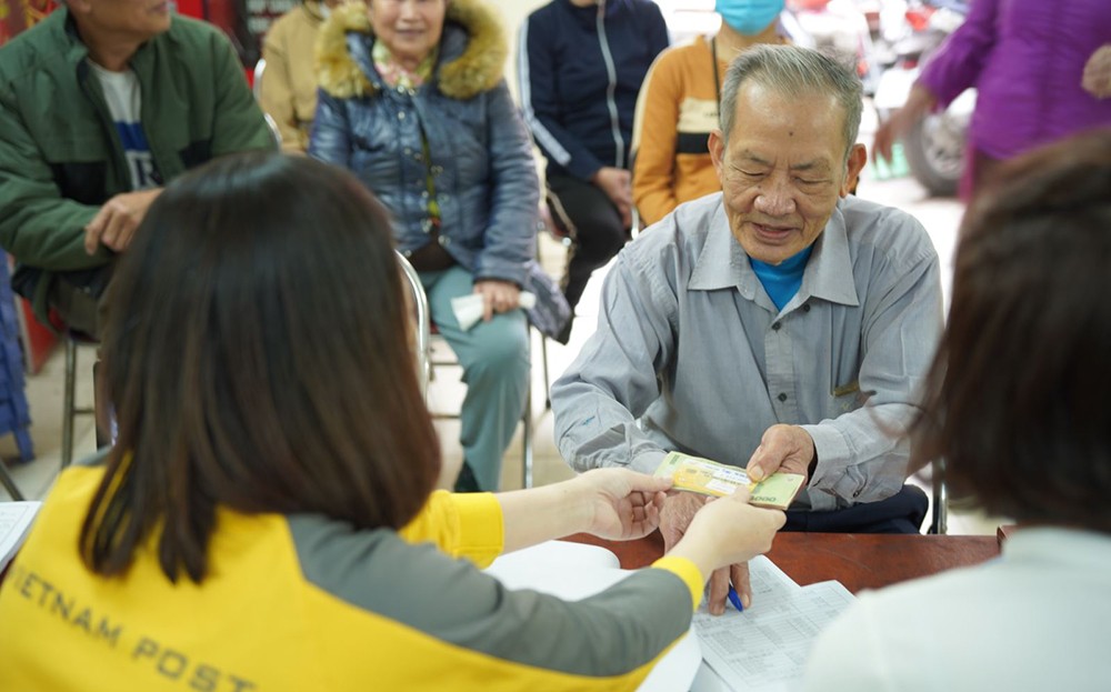Yên Bái: Chi trả tiền lương, phụ cấp tháng 7 cho CBCCVC trước khi sáp nhập