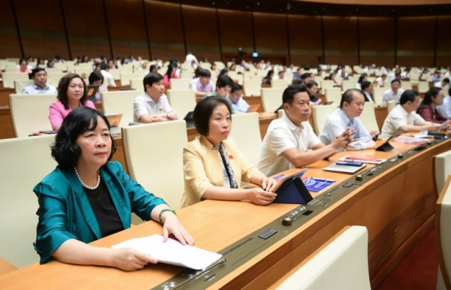 Không thể để lỡ cơ hội phát triển vì những điểm nghẽn pháp luật
