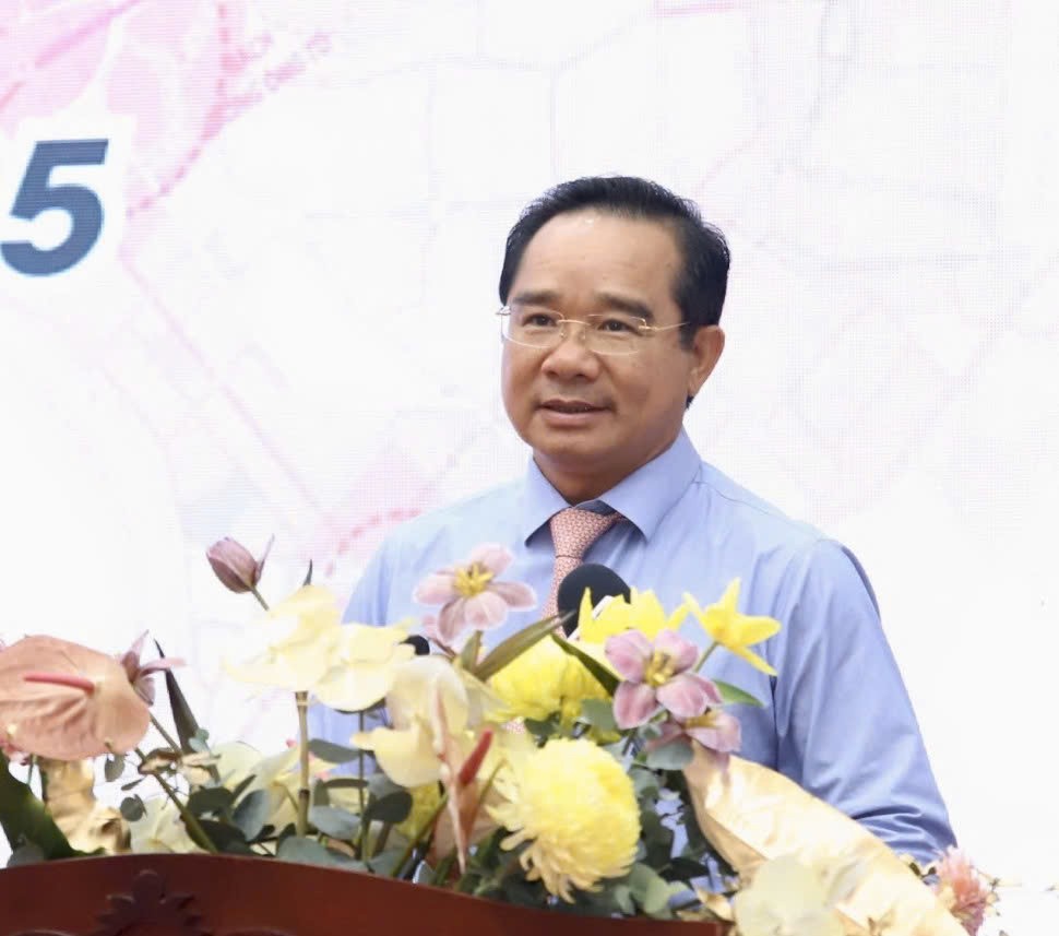 Chủ tịch UBND TP Hồ Chí Minh Nguyễn Văn Được phát biểu tại hội nghị
