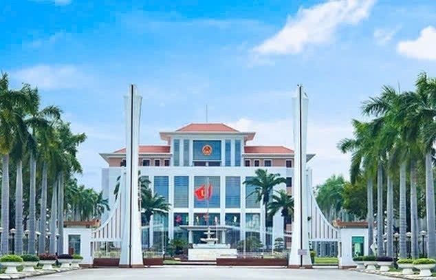 Đẩy nhanh chi trả chế độ cho cán bộ nghỉ việc trước ngày 30/6