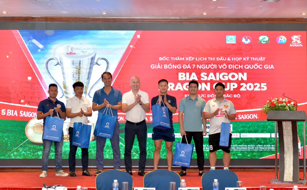 Giải bóng đá 7 người Bia Saigon Dragon Cup 2025 lần đầu khởi tranh ở Hải Phòng