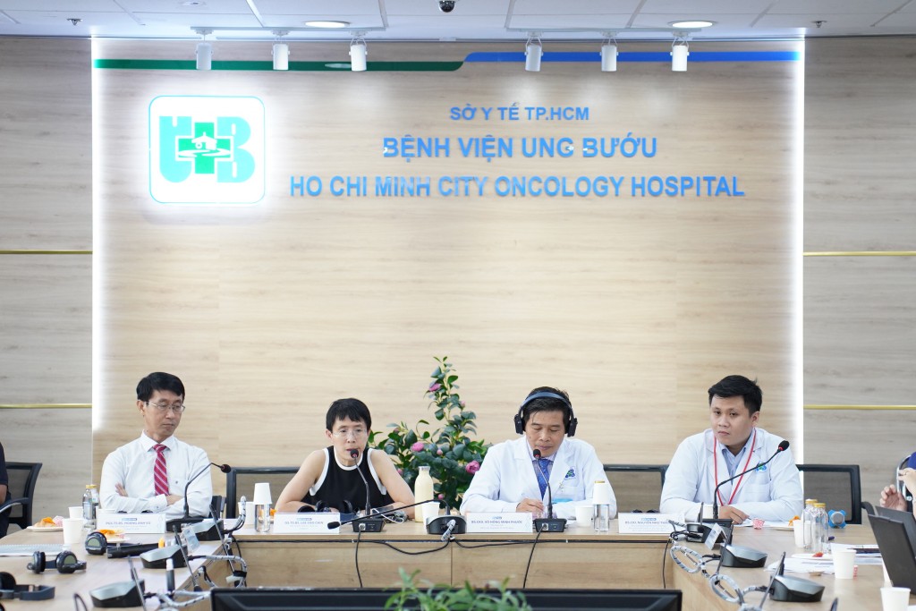 Ghi nhận hơn 24.500 ca mắc ung thư vú mỗi năm