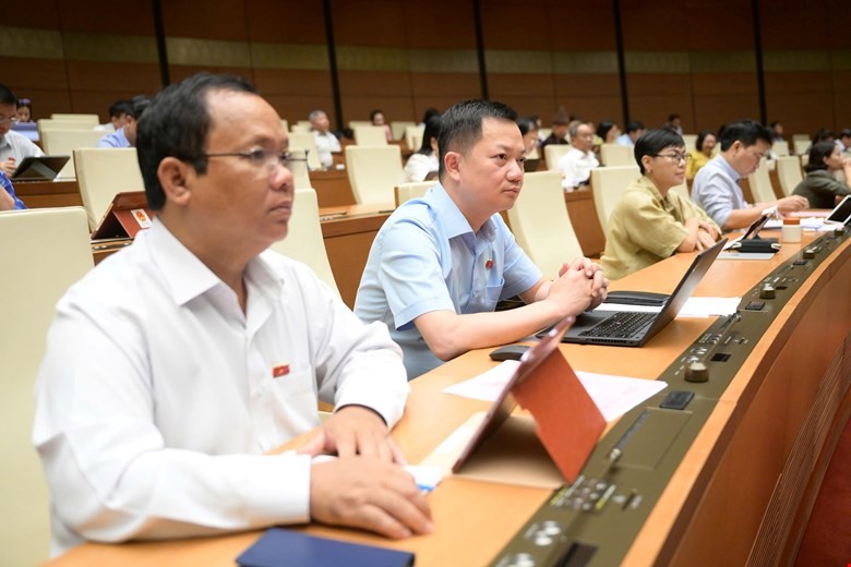 Chính thức bỏ tử hình với tội tham ô, nhận hối lộ