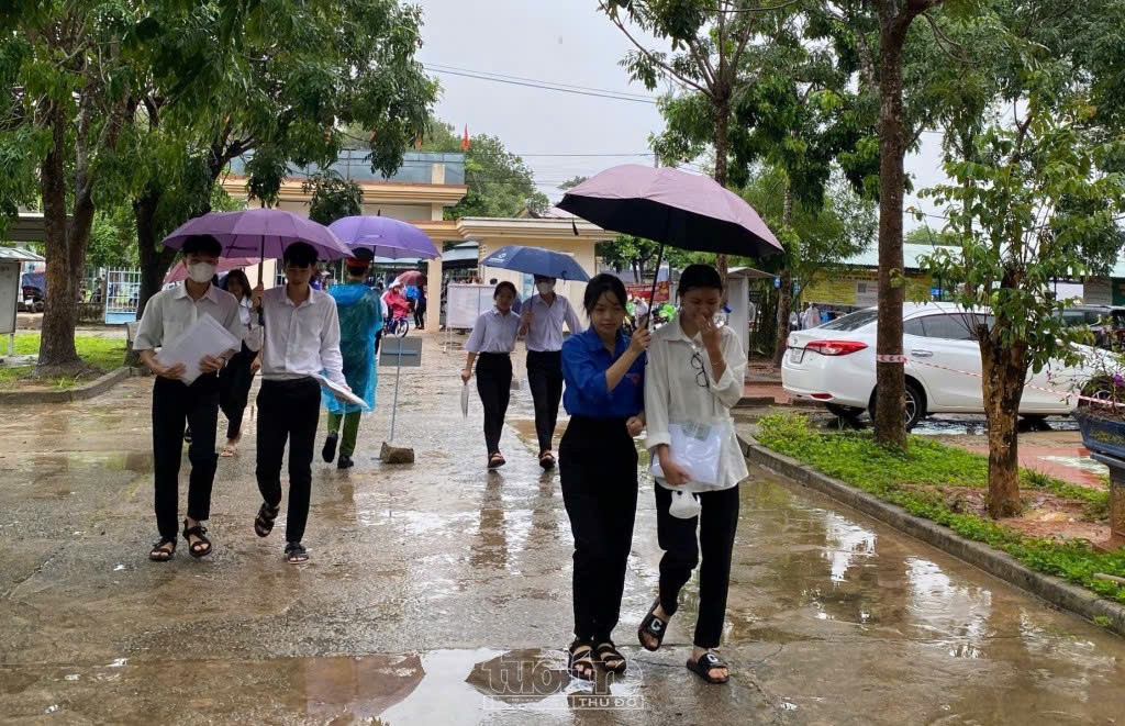 Tuổi trẻ Kon Tum đồng hành cùng sĩ tử trong kỳ thi tốt nghiệp THPT