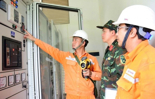 EVNHANOI đảm bảo điện phục vụ huấn luyện, hợp luyện các lực lượng diễu binh, diễu hành