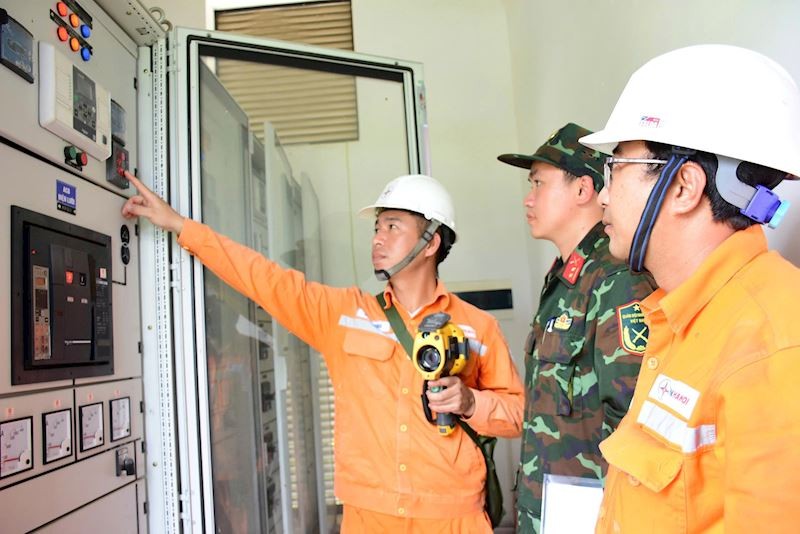 EVNHANOI đảm bảo điện phục vụ huấn luyện, hợp luyện các lực lượng diễu binh, diễu hành