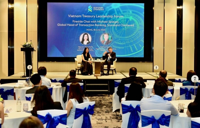 Ngân hàng Standard Chartered tổ chức Diễn đàn Quản trị nguồn vốn 2025 tại Việt Nam