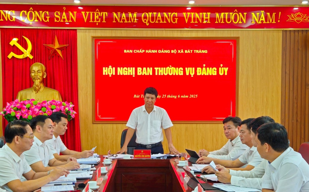Xã Bát Tràng mới vận hành thử nghiệm hội nghị Ban Thường vụ, Ban Chấp hành Đảng bộ