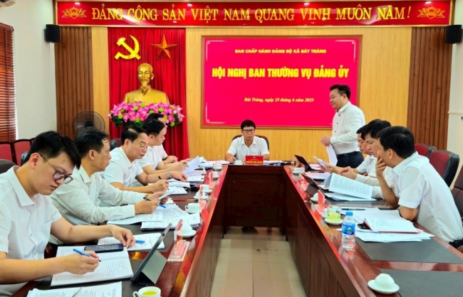 Xã Bát Tràng mới vận hành thử nghiệm hội nghị Ban Thường vụ, Ban Chấp hành Đảng bộ