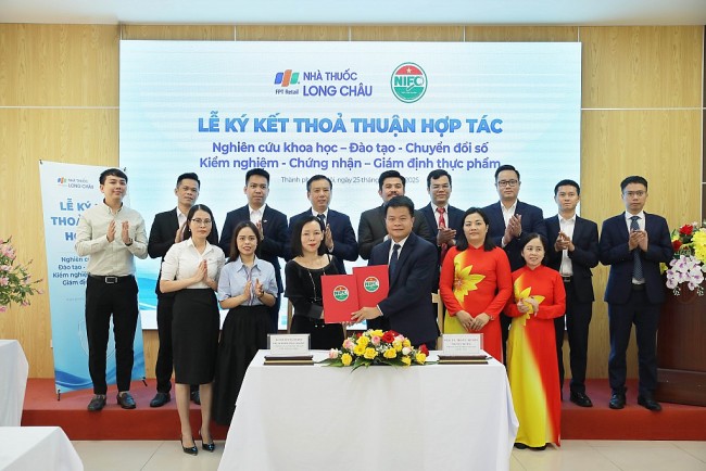 Chủ động tiên phong tiến hành “kiểm tra kép vì sức khỏe người dân và khách hàng”