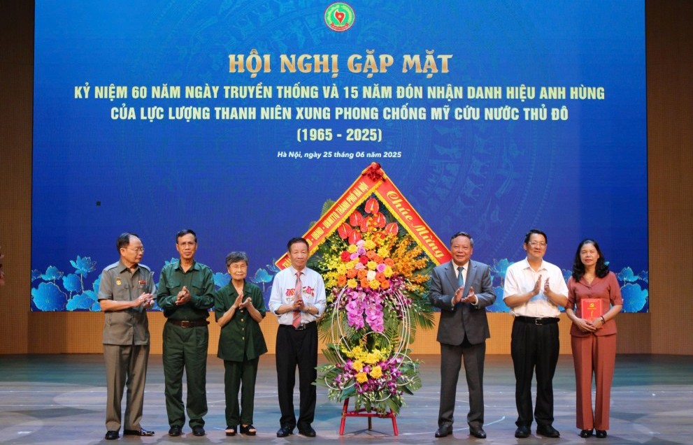 Tiếp nối truyền thống anh hùng xây dựng Thủ đô thời kỳ mới