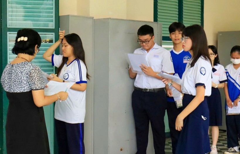 TP Hồ Chí Minh: Gần 100.000 thí sinh làm thủ tục thi THPT