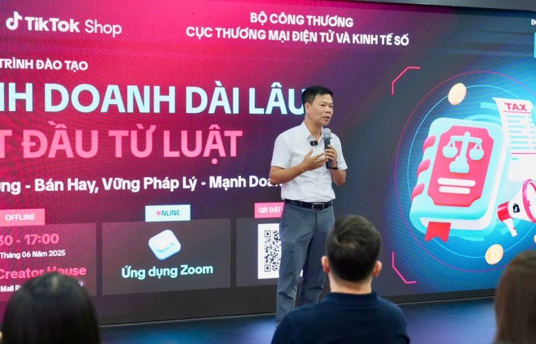 Doanh nghiệp thương mại điện tử: Nắm vững chính sách để phát triển bền vững