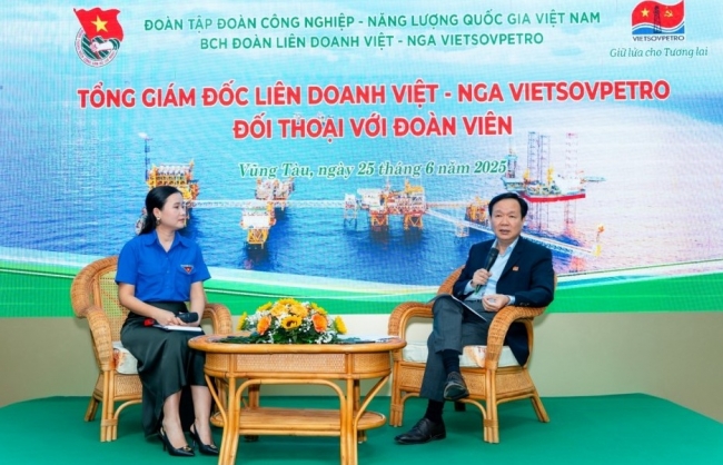 Đối thoại cùng lãnh đạo: Thắp lửa khát vọng tuổi trẻ Vietsovpetro