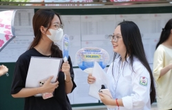 Thủ khoa khối A00, A1, D00 là học sinh trường nào ở Hà Nội?