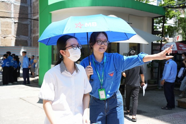 Thí sinh Hà Nội sẵn sàng cho ngày thi đầu
